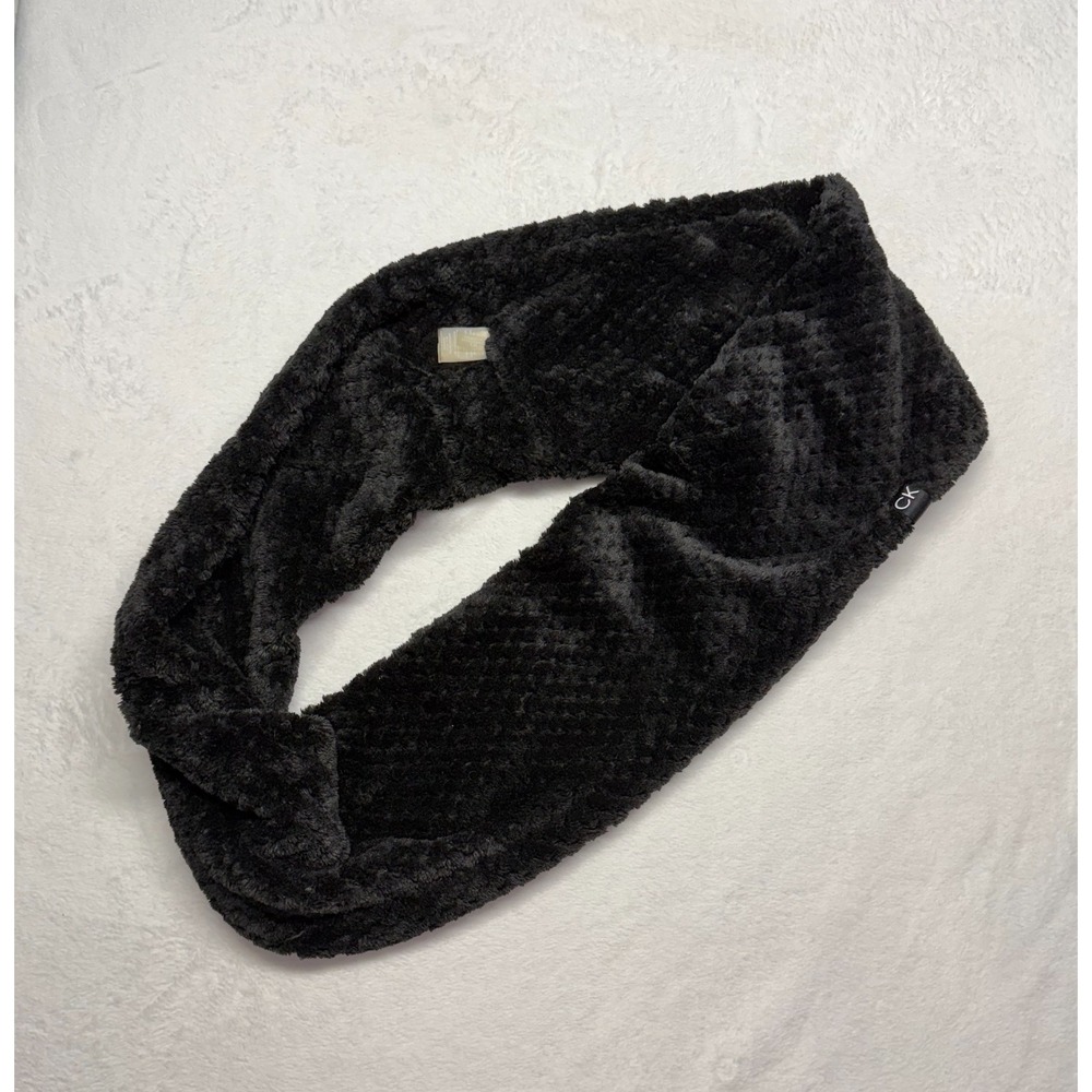 Calvin Klein Faux Fur Infinity Loop Scarf Black 56" Around - Picture 3 of 8